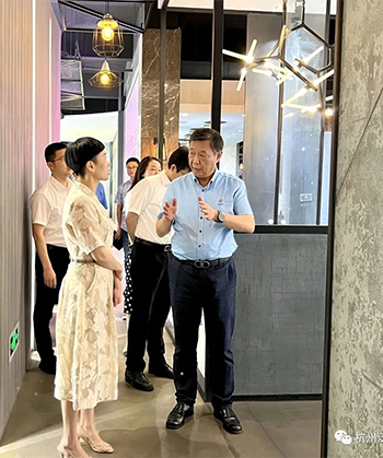Zhang Huina, Deputy Secretary of Tonglu County Party Committee and County Chief, and Zhou Junchang, Deputy County Chief, visited Pan Asia for investigation and guidance